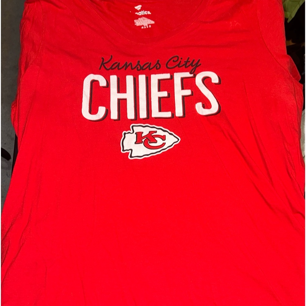 Chiefs T-shirt